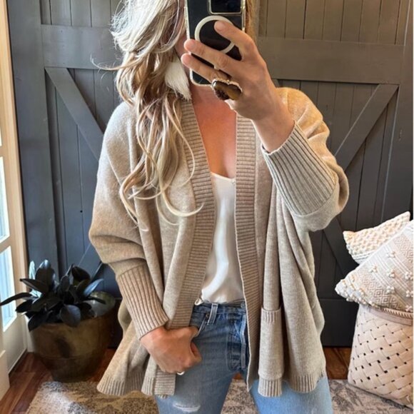 Grey Pocketed Cotton Cardigan Sweater, Dolman Sleeve Oversized Knit Jacket Top - Picture 2 of 8